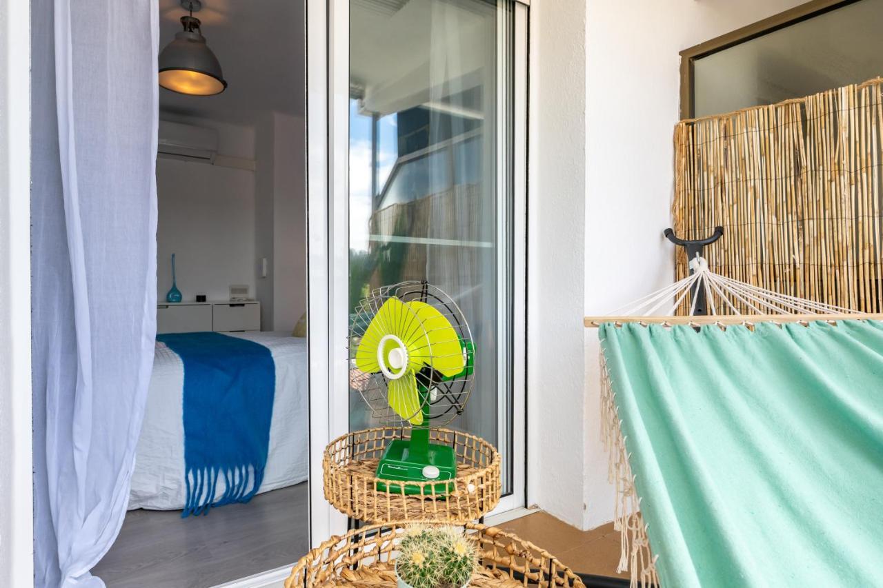 Beach Front Retro Hideaway In Salou Dış mekan fotoğraf