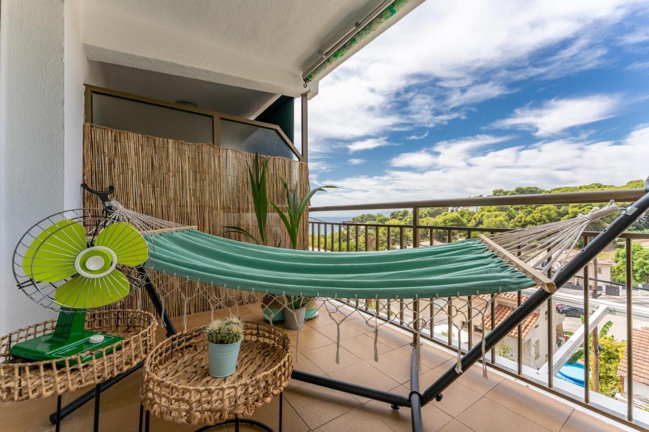 Beach Front Retro Hideaway In Salou Dış mekan fotoğraf